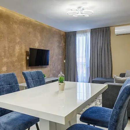 Апартамент аква ризорт *