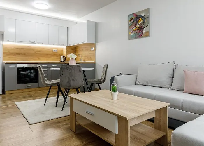 Апартаменты аква ризорт Баня